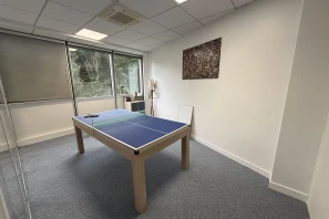 Open Space - 92360 - 6 postes - 350€