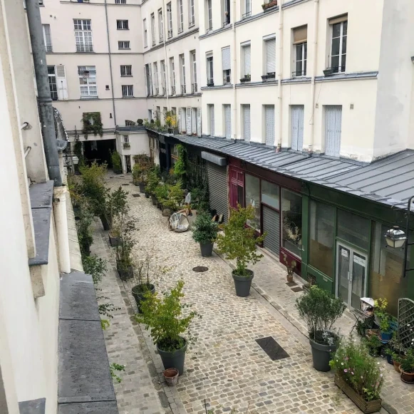 Bureau privé 21 m² 8 postes Location bureau Passage du Désir Paris 75010 - photo 8