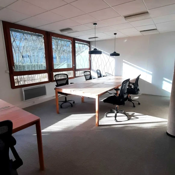 Bureau privé 20 m² 6 postes Coworking Avenue Daumesnil Paris 75012 - photo 6