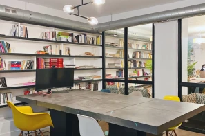 Bureau privé - 75004 - 20 postes - 7500€