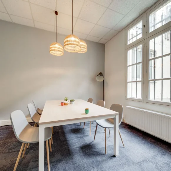 Espace indépendant 134 m² 26 postes Location bureau Rue Martel Paris 75010 - photo 8