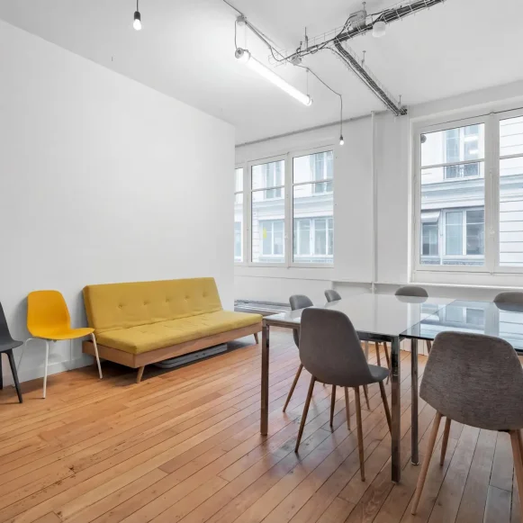Espace indépendant 70 m² 19 postes Location bureau Cité Paradis Paris 75010 - photo 8