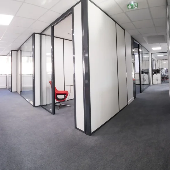 Espace indépendant 165 m² 23 postes Location bureau Avenue de Fontainebleau Le Kremlin-Bicêtre 94270 - photo 12