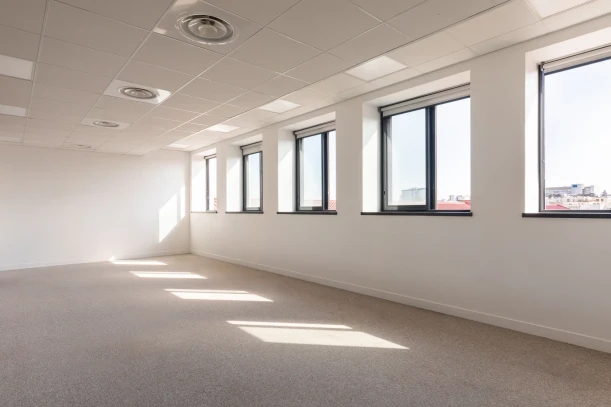 Espace indépendant - 69100 - 45 postes - 9500€