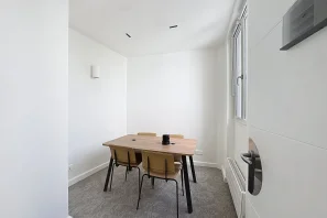Espace indépendant - 75017 - 14 postes - 5000€