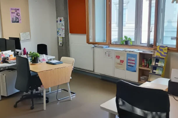 Bureau privé - 69002 - 5 postes - 1375€