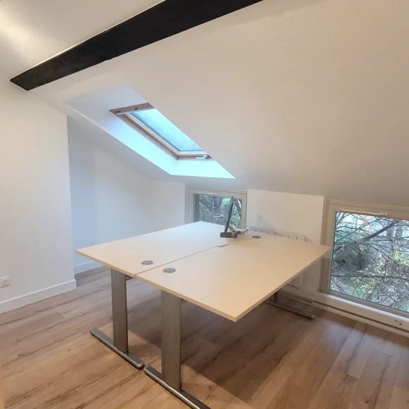 Bureau privé 10 m² 2 postes Location bureau Quai Jacques-Sturm Strasbourg 67000 - photo 2