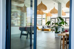 Open Space - 59200 - 1 poste - 249€