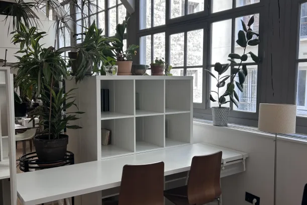 Open Space - 75011 - 3 postes - 300€
