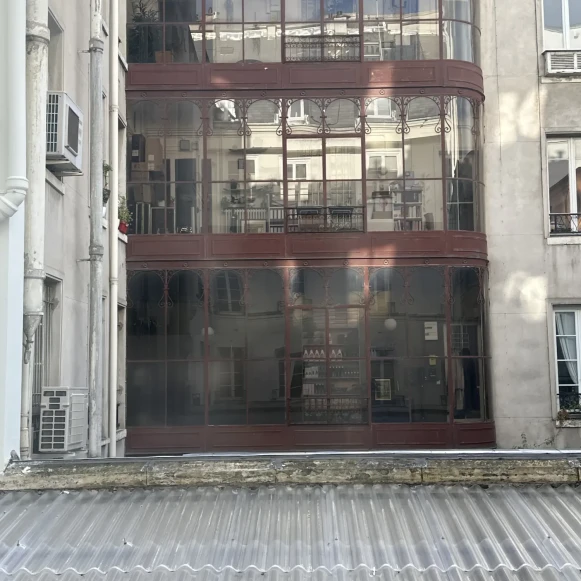 Bureau privé 15 m² 3 postes Location bureau Rue d'Hauteville Paris 75010 - photo 11