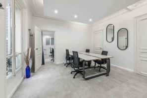 Espace indépendant - 75008 - 10 postes - 7110€