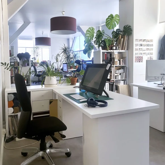 Open Space  1 poste Location bureau Rue Saint-Maur Paris 75011 - photo 2