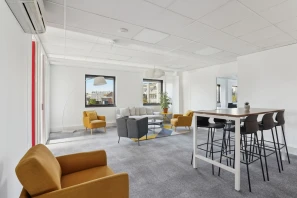 Bureau privé - 92500 - 4 postes - 1550€