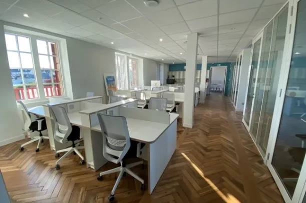 Bureau privé - 44500 - 1 poste - 440€