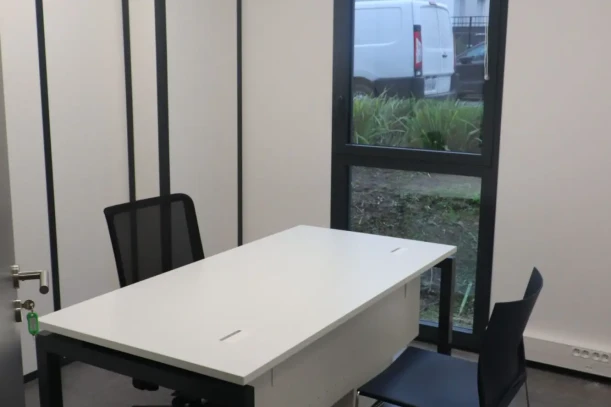 Bureau privé - 91430 - 1 poste - 224€