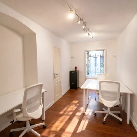 Bureau privé 30 m² 5 postes Location bureau Grande Rue Nazareth Toulouse 31000 - photo 5