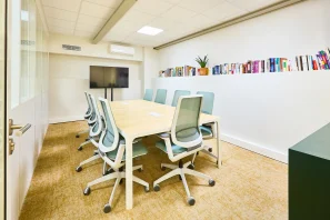 Bureau privé - 75011 - 4 postes - 1400€