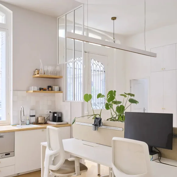 Bureau privé 75 m² 10 postes Coworking Rue d'Amsterdam Paris 75008 - photo 2