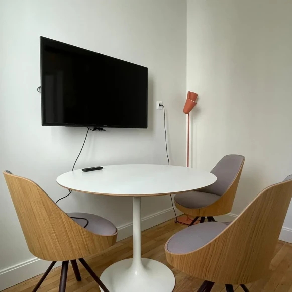 Bureau privé 18 m² 4 postes Location bureau Cours Gambetta Lyon 69007 - photo 6