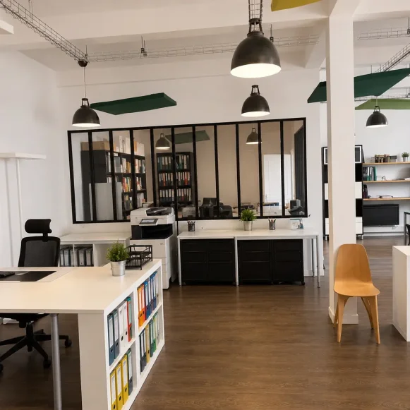 Espace indépendant 157 m² 12 postes Coworking Rue du Sergent Godefroy Montreuil 93100 - photo 3