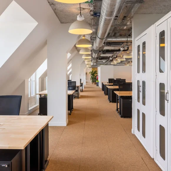 Bureau privé 14 m² 4 postes Location bureau Rue de Madrid Paris 75008 - photo 6