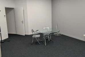 Bureau privé - 45000 - 10 postes - 700€