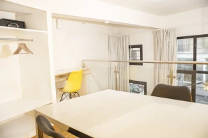 Espace indépendant - 75010 - 6 postes - 4000€