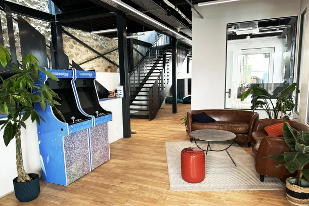 Bureau privé - 75019 - 6 postes - 2920€