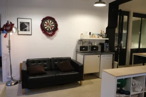 Open Space - 75011 - 2 postes - 290€