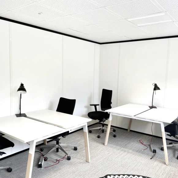 Bureau privé 25 m² 4 postes Coworking Rue de Rouvray Neuilly-sur-Seine 92200 - photo 2
