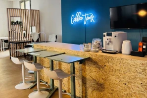 Open Space - 11100 - 15 postes - 167€