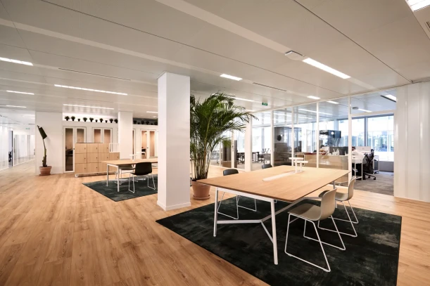 Bureau privé - 75015 - 12 postes - 4680€