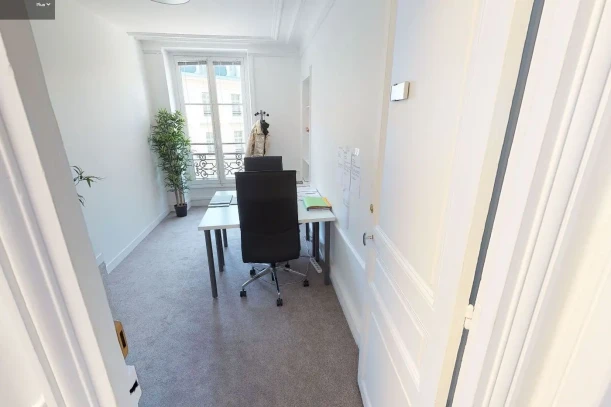 Bureau privé - 75008 - 3 postes - 1200€