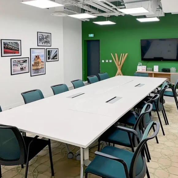 Bureau privé 11 m² 3 postes Coworking Rue Réaumur Paris 75002 - photo 5