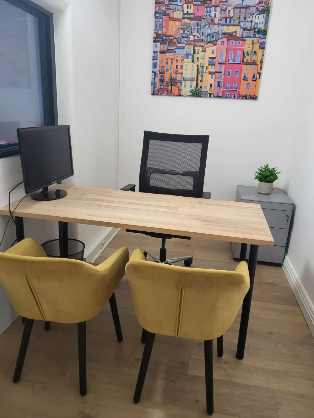 Bureau privé - 95130 - 2 postes - 380€