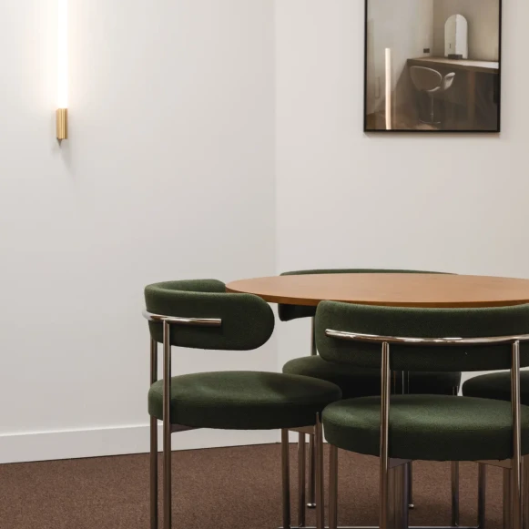 Bureau privé 9 m² 3 postes Coworking Rue Notre Dame des Victoires Paris 75002 - photo 2