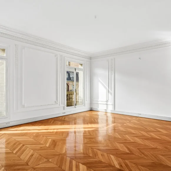 Espace indépendant 500 m² 72 postes Location bureau Rue La Boétie Paris 75008 - photo 6