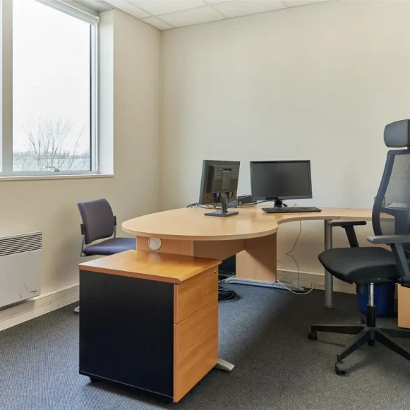 Espace indépendant 100 m² 15 postes Location bureau Rue Louis Kerautret Botmel Rennes 35000 - photo 4