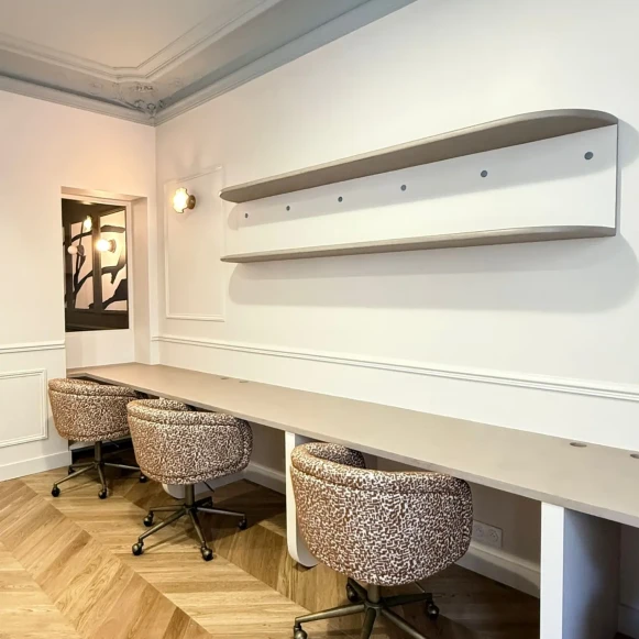 Bureau privé 23 m² 8 postes Location bureau Rue de Turin Paris 75008 - photo 3