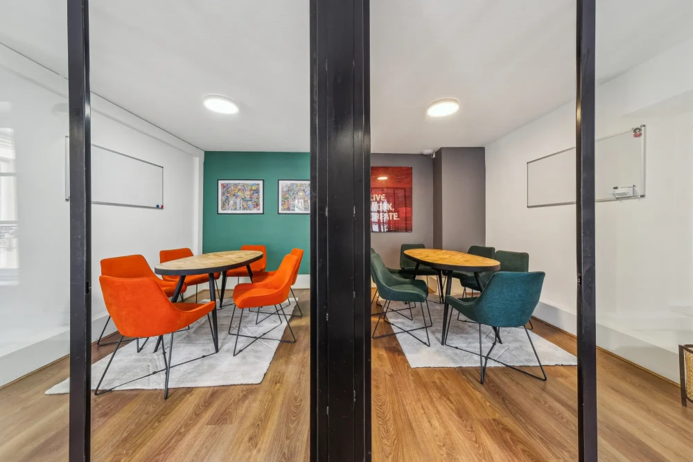 Espace indépendant - 75003 - 52 postes - 35100€