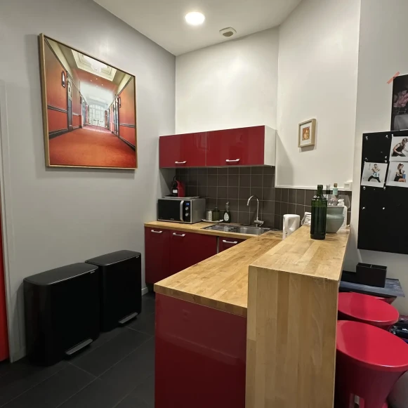 Open Space  8 postes Location bureau Rue des Jeuneurs Paris 75002 - photo 7