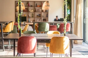 Open Space - 06410 - 35 postes - 110€