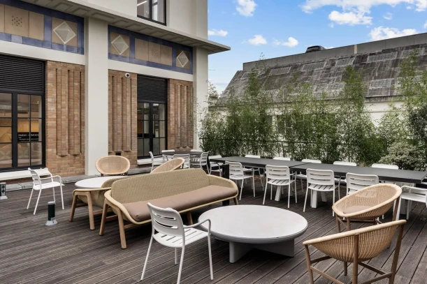 Espace indépendant - 75009 - 210 postes - 189000€