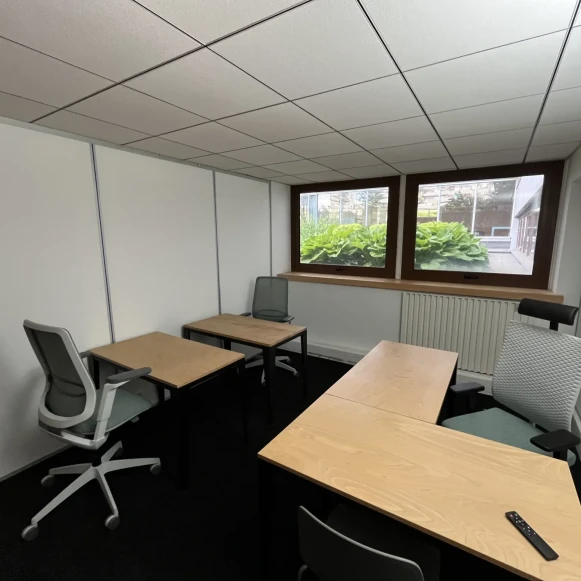 Bureau privé 16 m² 4 postes Location bureau Avenue d'Italie Paris 75013 - photo 3