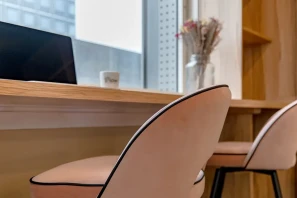 Bureau privé - 93210 - 2 postes - 990€