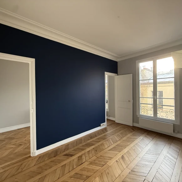 Bureau privé 23 m² 5 postes Coworking Avenue Victor Hugo Paris 75016 - photo 1
