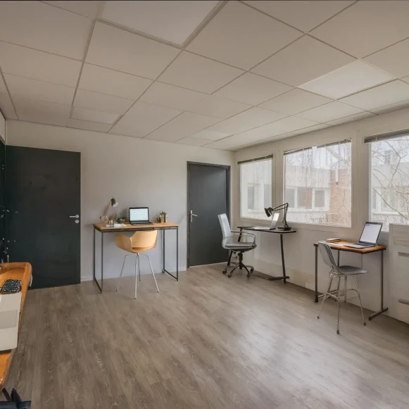 Bureau privé 64 m² 13 postes Location bureau Route de Gisy Bièvres 91570 - photo 7