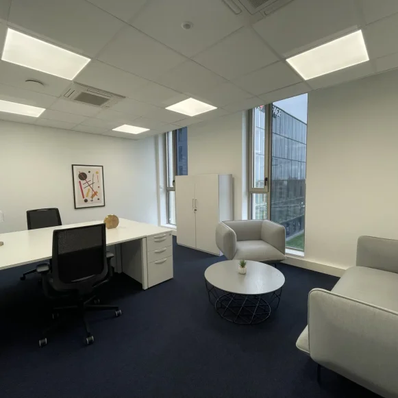 Espace indépendant 150 m² 50 postes Location bureau Rue du Bourg Nouveau Rennes 35000 - photo 1