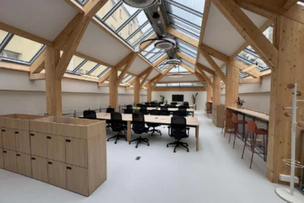 Bureau privé - 92120 - 25 postes - 12500€