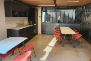 Bureau privé - 69600 - 6 postes - 1600€